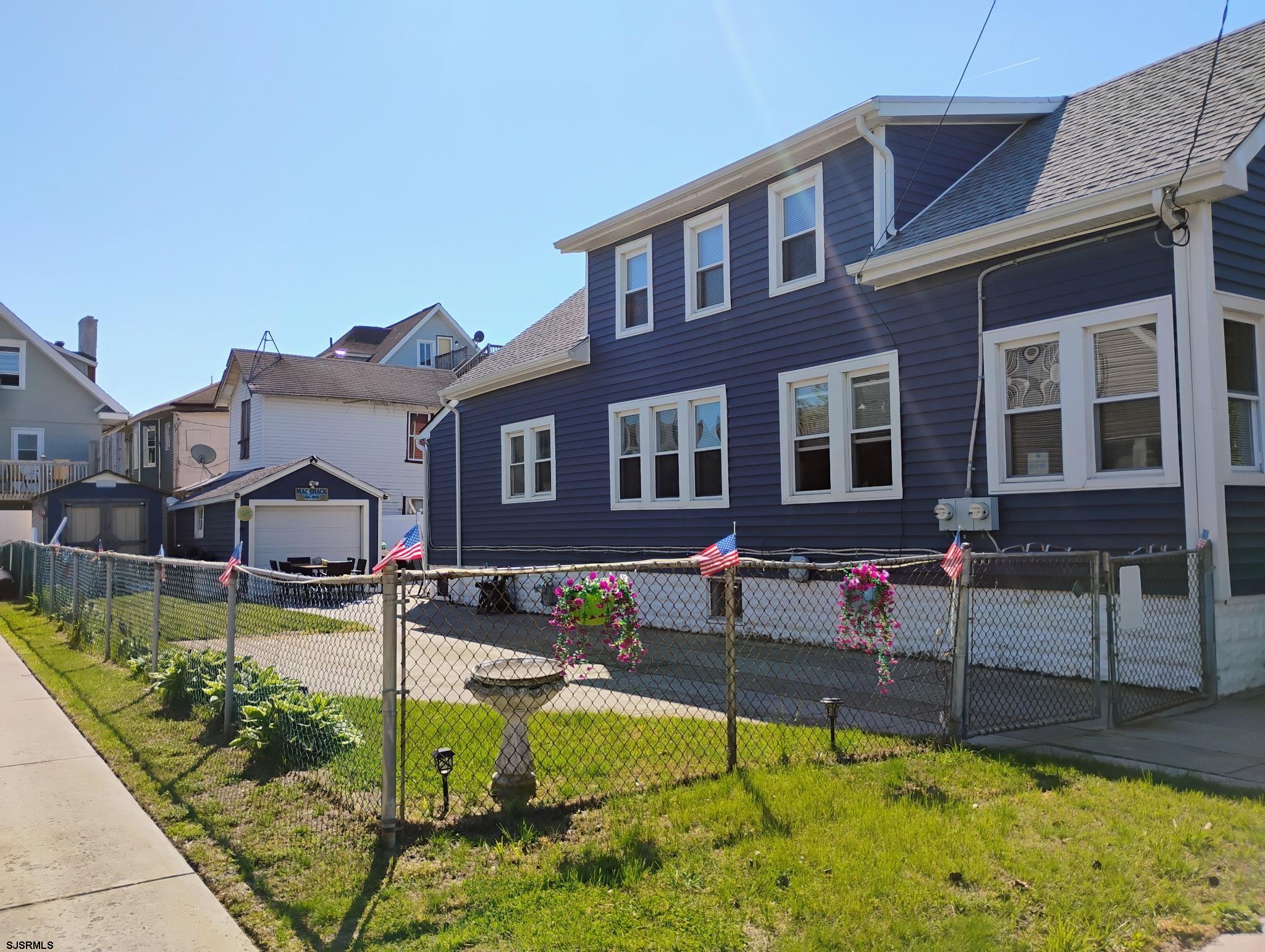 120 W Juniper Ave