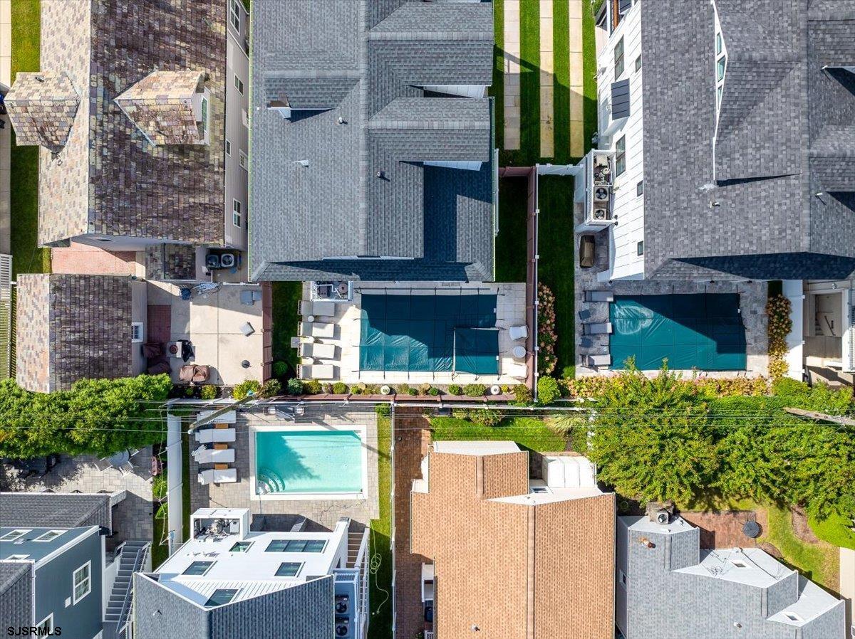 Margate, New Jersey 08402, United States, 6 Bedrooms Bedrooms, ,6 BathroomsBathrooms,Residential,Active,236281