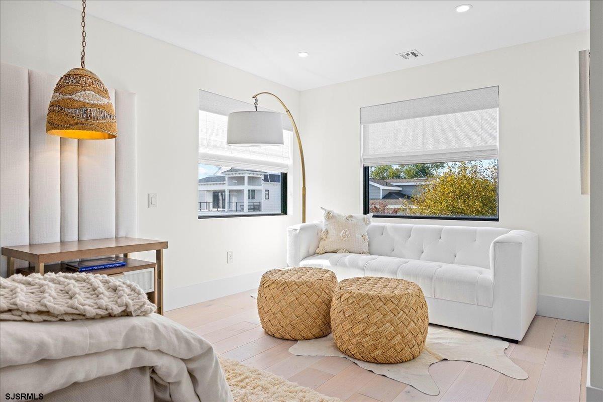 Margate, New Jersey 08402, United States, 6 Bedrooms Bedrooms, ,6 BathroomsBathrooms,Residential,Active,236281