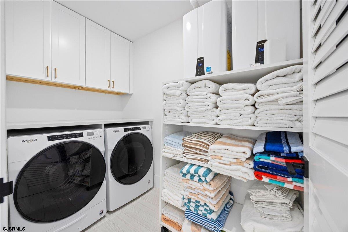 Margate, New Jersey 08402, United States, 6 Bedrooms Bedrooms, ,6 BathroomsBathrooms,Residential,Active,236281