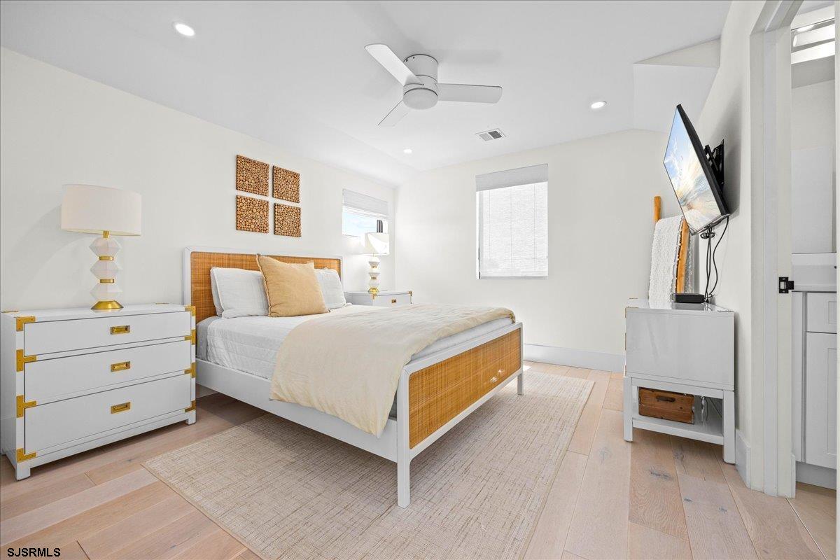 Margate, New Jersey 08402, United States, 6 Bedrooms Bedrooms, ,6 BathroomsBathrooms,Residential,Active,236281