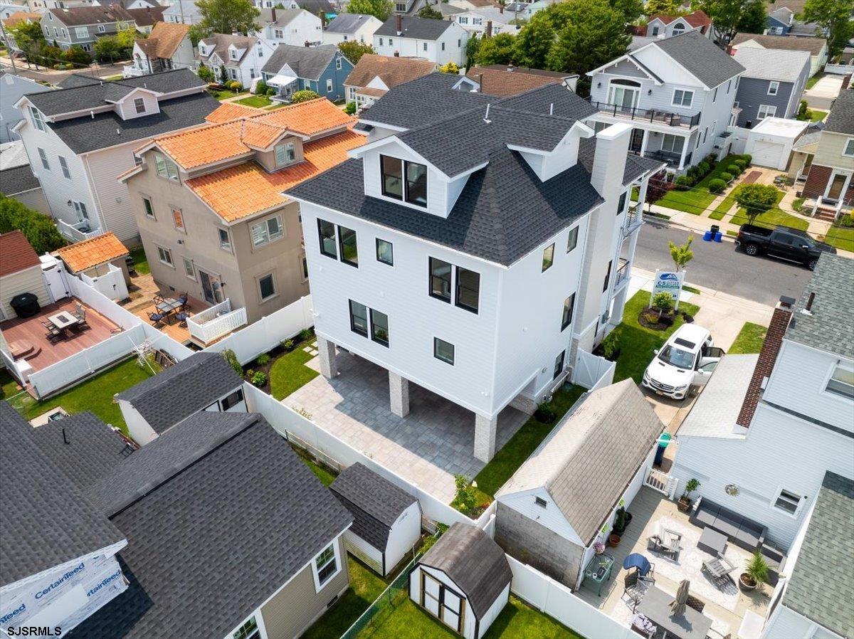 Margate, New Jersey 08402, United States, 5 Bedrooms Bedrooms, ,5 BathroomsBathrooms,Residential,Active,113693