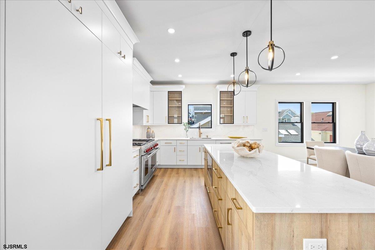 Margate, New Jersey 08402, United States, 5 Bedrooms Bedrooms, ,5 BathroomsBathrooms,Residential,Active,113693