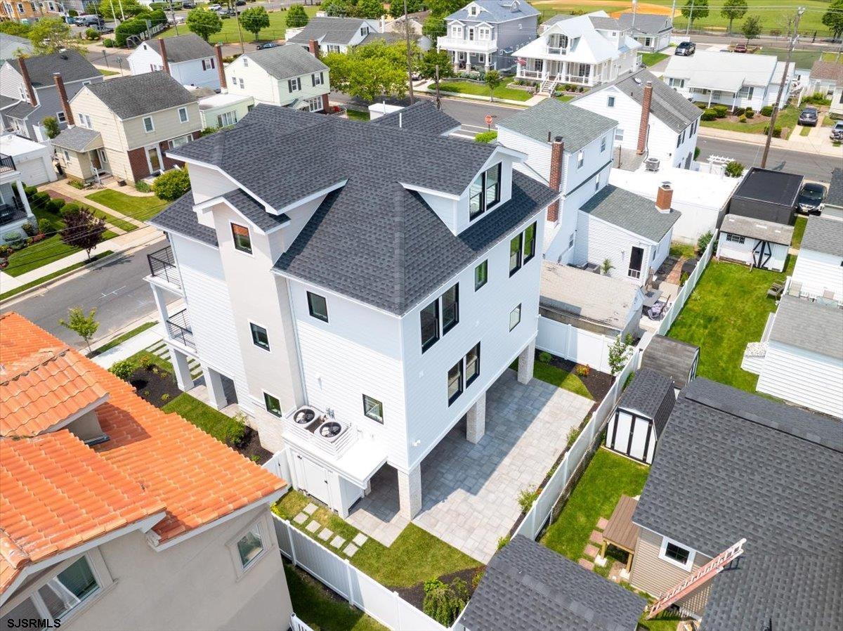 Margate, New Jersey 08402, United States, 5 Bedrooms Bedrooms, ,5 BathroomsBathrooms,Residential,Active,113693