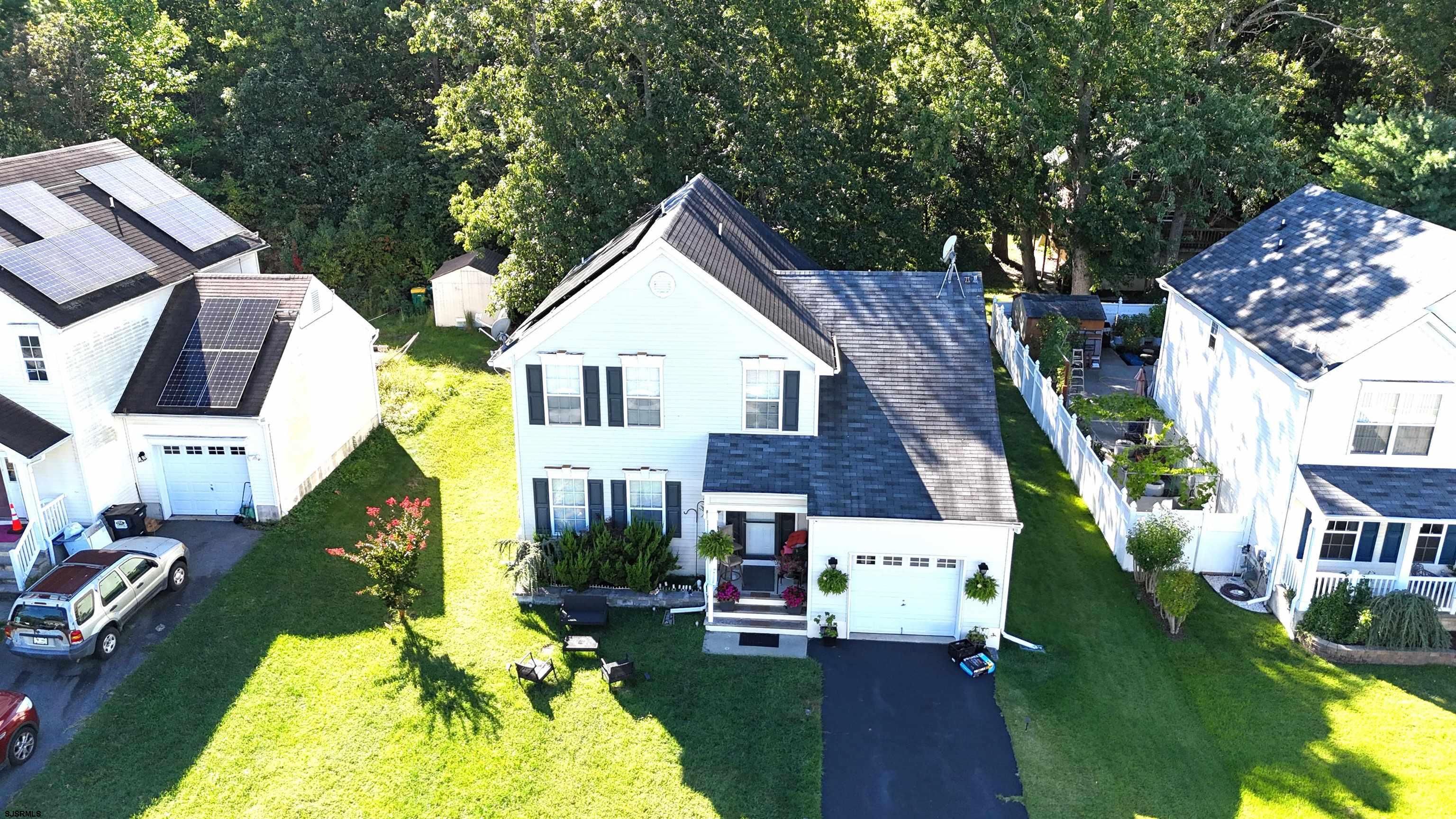 445 Poplar Ave