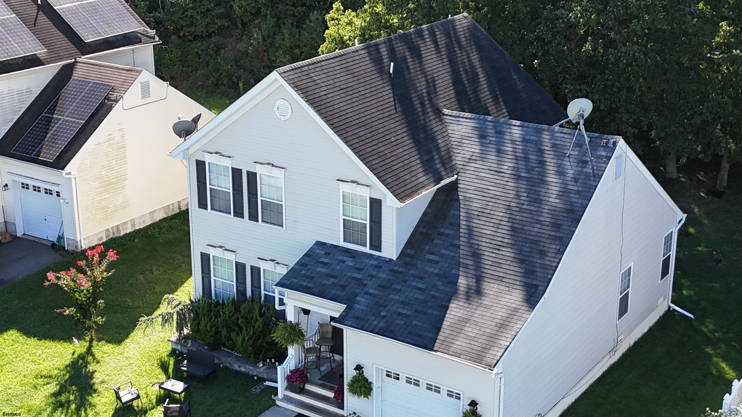 445 Poplar Ave