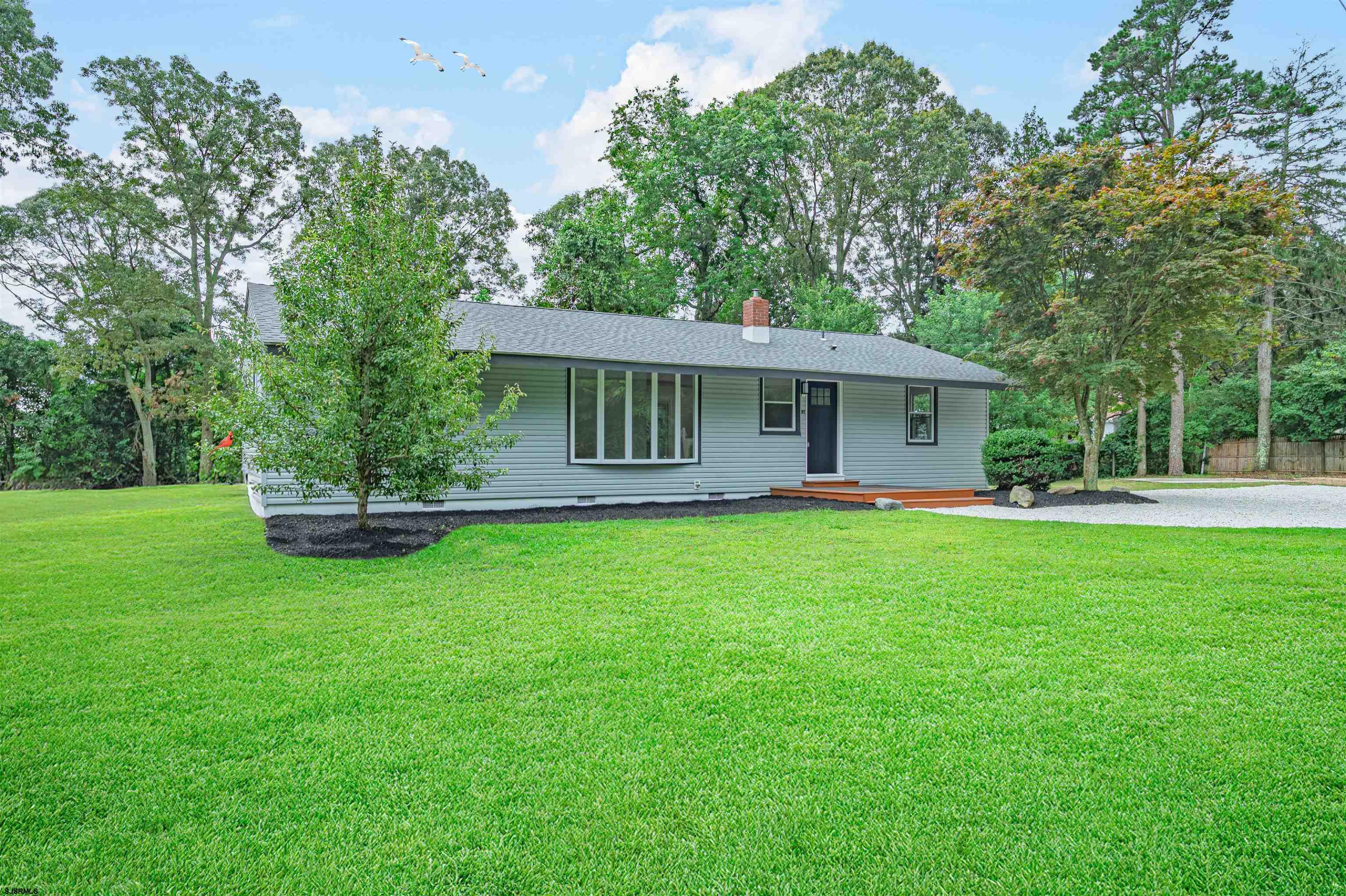 610 E Mcdevitt Dr Dr