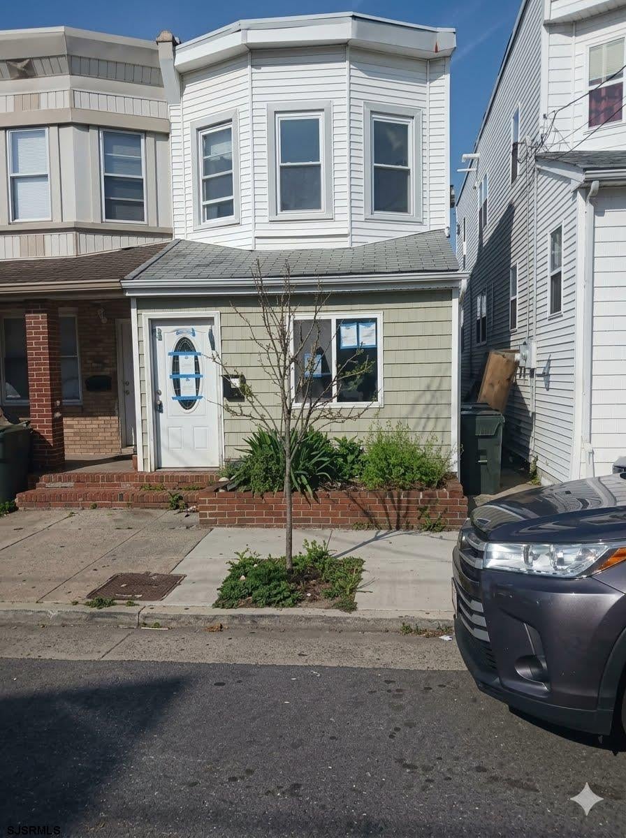 Photo 1 of 6 — 218 N Texas Ave, Atlantic City, NJ 08401