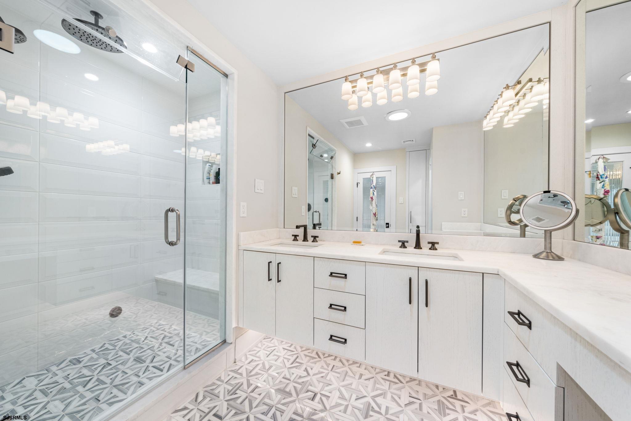 Ocean City, New Jersey 08226, United States, 5 Bedrooms Bedrooms, ,4 BathroomsBathrooms,Residential,Active,64503