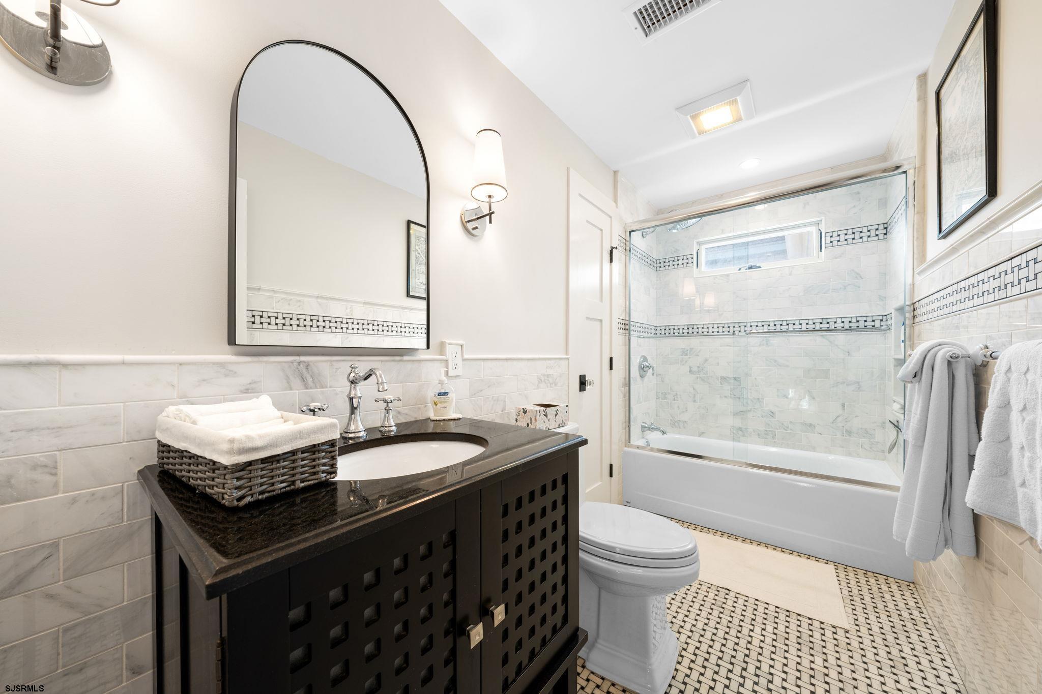 Ocean City, New Jersey 08226, United States, 5 Bedrooms Bedrooms, ,4 BathroomsBathrooms,Residential,Active,64503