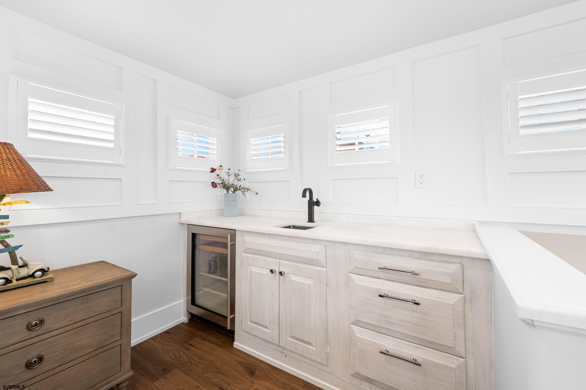 Ocean City, New Jersey 08226, United States, 5 Bedrooms Bedrooms, ,4 BathroomsBathrooms,Residential,Active,64503