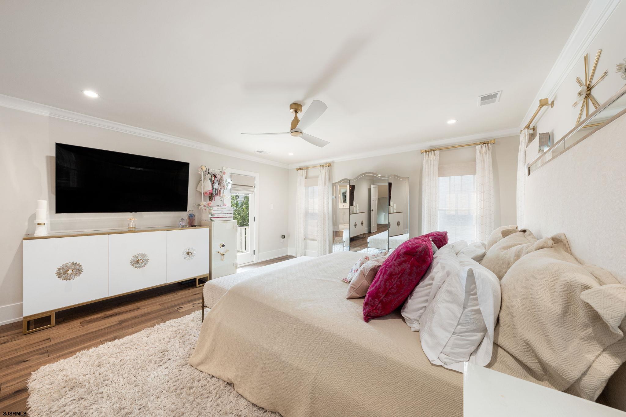 Ocean City, New Jersey 08226, United States, 5 Bedrooms Bedrooms, ,4 BathroomsBathrooms,Residential,Active,64503