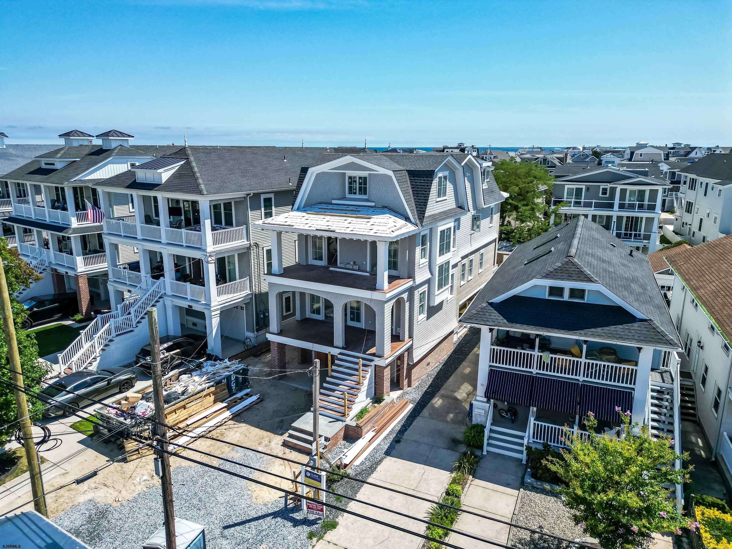 105 E Atlantic Blvd