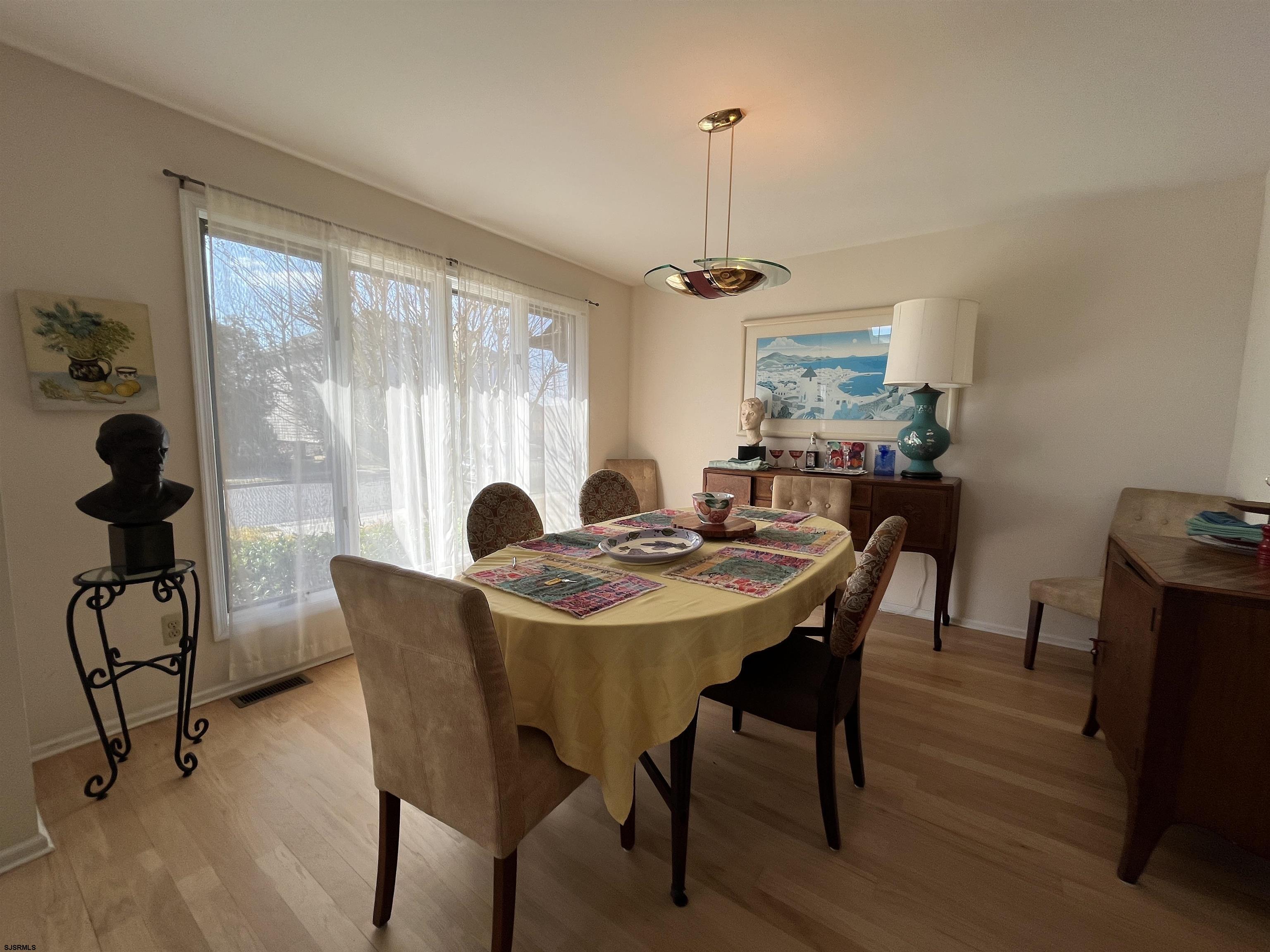 Margate, New Jersey 08402, United States, 3 Bedrooms Bedrooms, ,3 BathroomsBathrooms,Residential,Active,86184