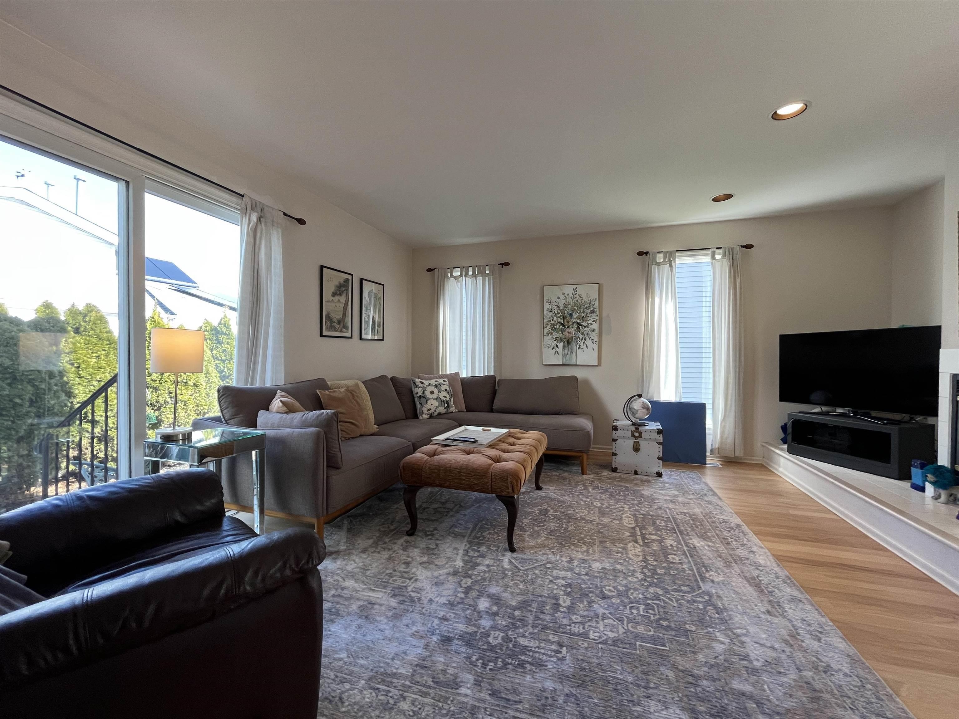 Margate, New Jersey 08402, United States, 3 Bedrooms Bedrooms, ,3 BathroomsBathrooms,Residential,Active,86184