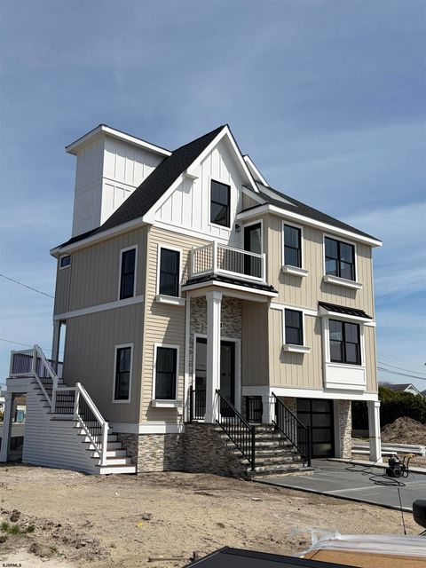 323 N Huntington Ave Margate NJ 08402