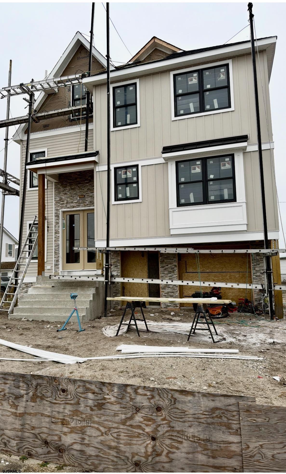 323 N Huntington Ave