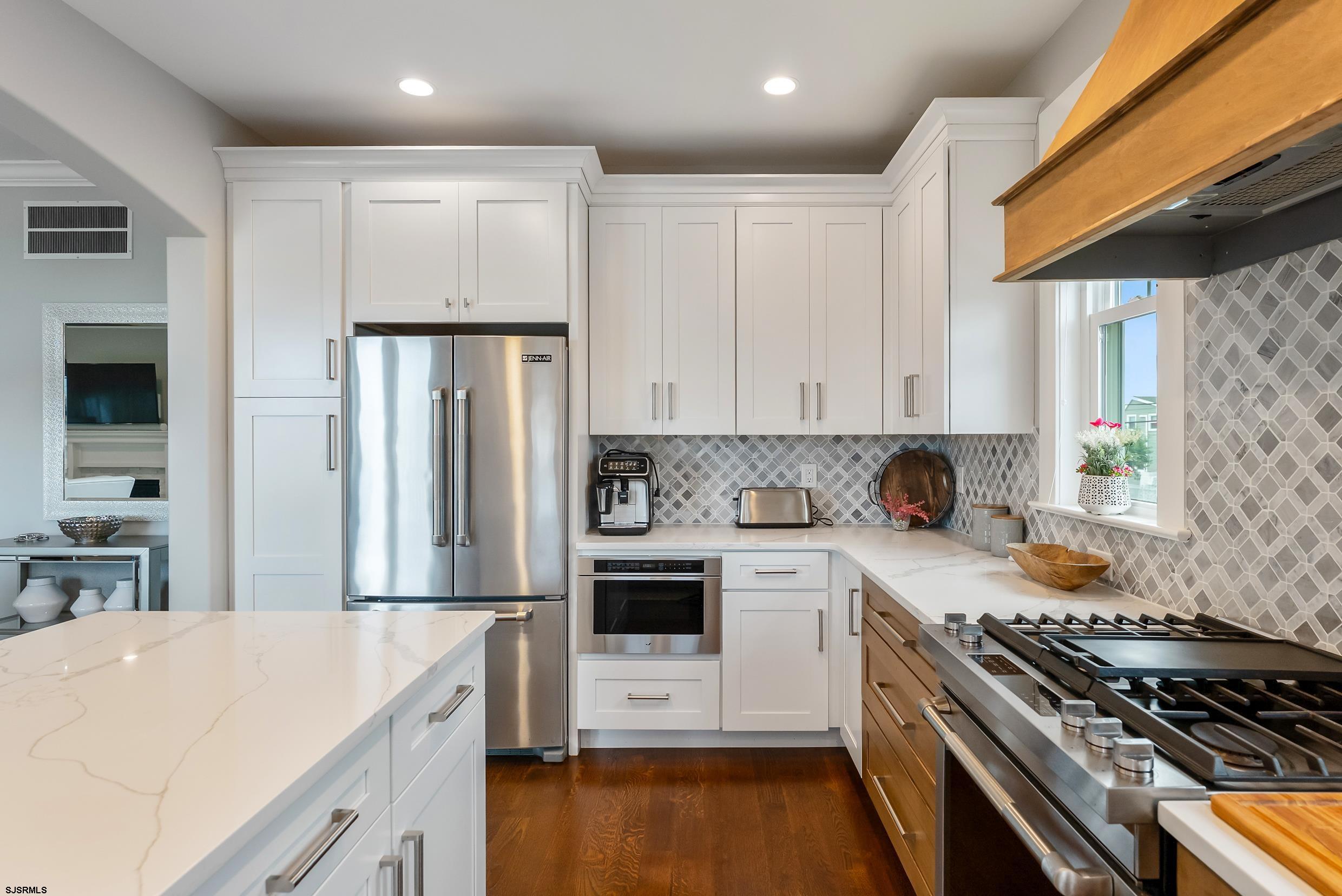 13 53rd Street