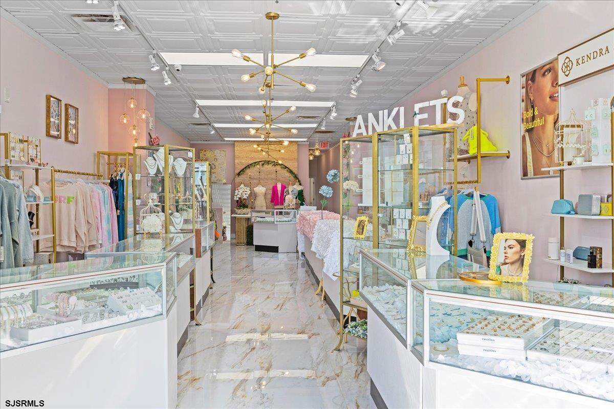 Atlantic City, New Jersey 08401, United States, ,Commercial,Active,2116