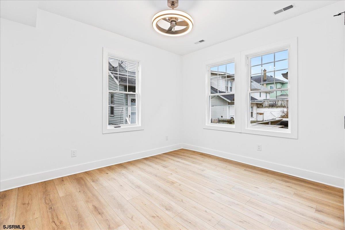 Ventnor, New Jersey 08406, United States, 3 Bedrooms Bedrooms, ,2 BathroomsBathrooms,Residential,Active,109381