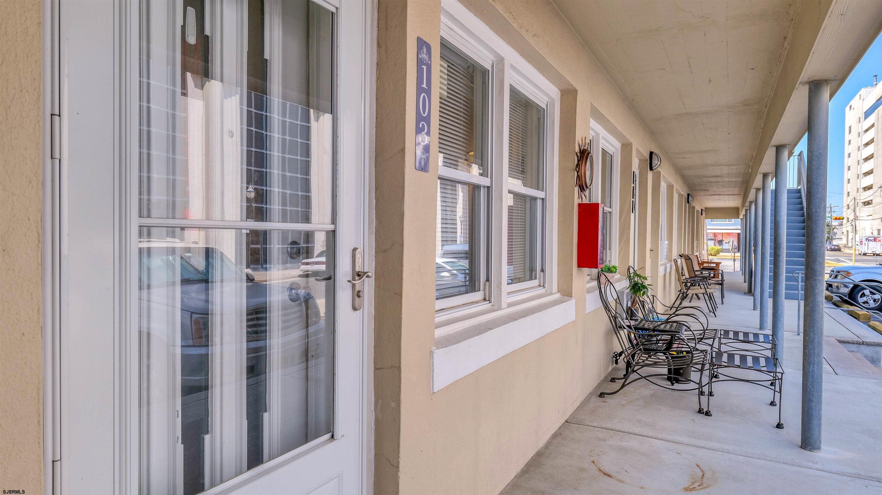 132 S Providence 103