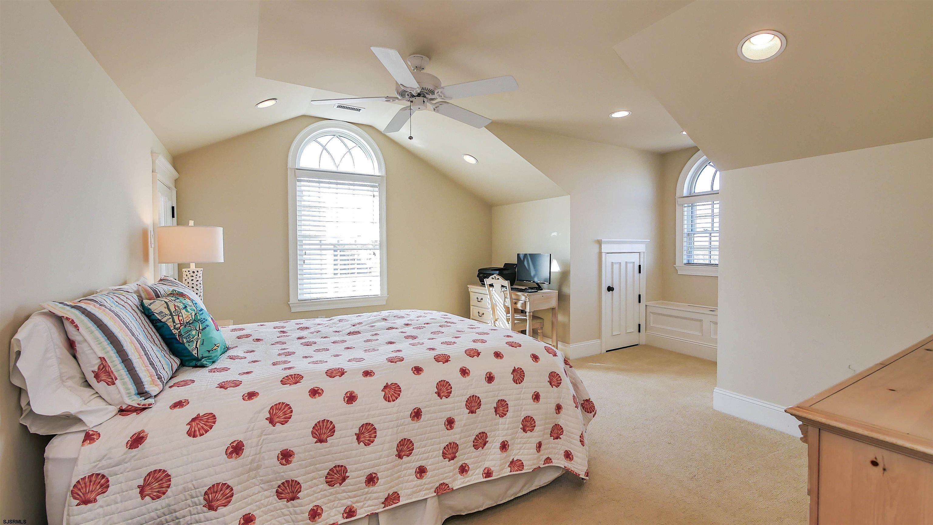 Margate, New Jersey 08402, United States, 5 Bedrooms Bedrooms, ,5 BathroomsBathrooms,Residential,Active,160447