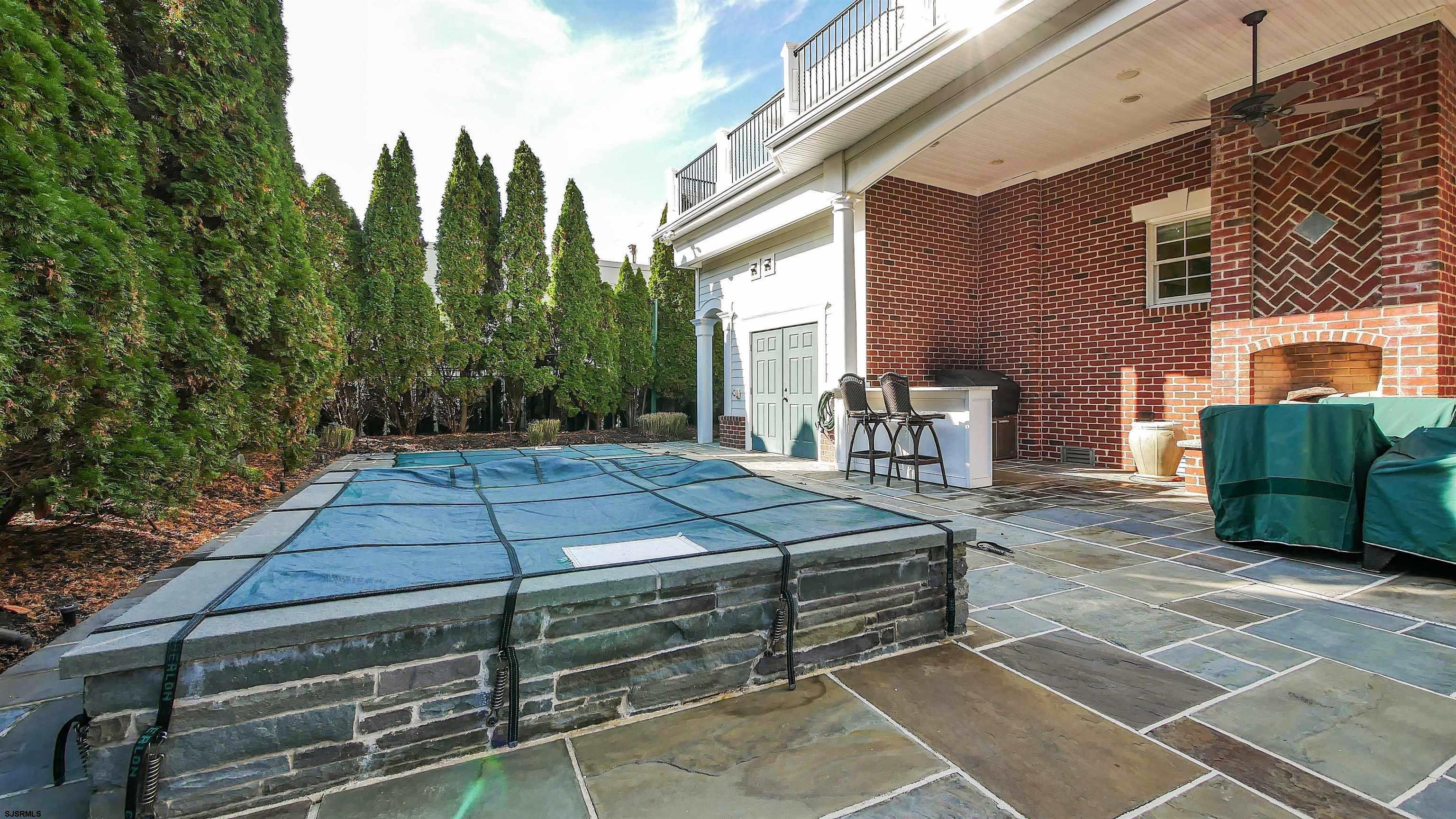 Margate, New Jersey 08402, United States, 5 Bedrooms Bedrooms, ,5 BathroomsBathrooms,Residential,Active,160447