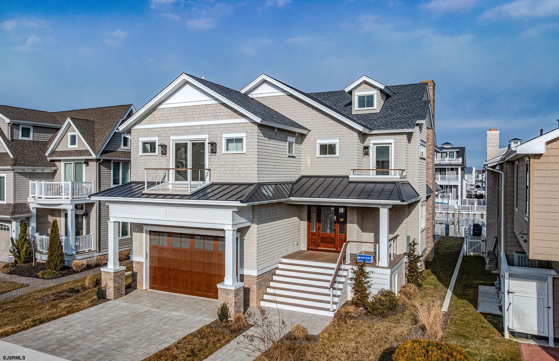4 Grenada Ln