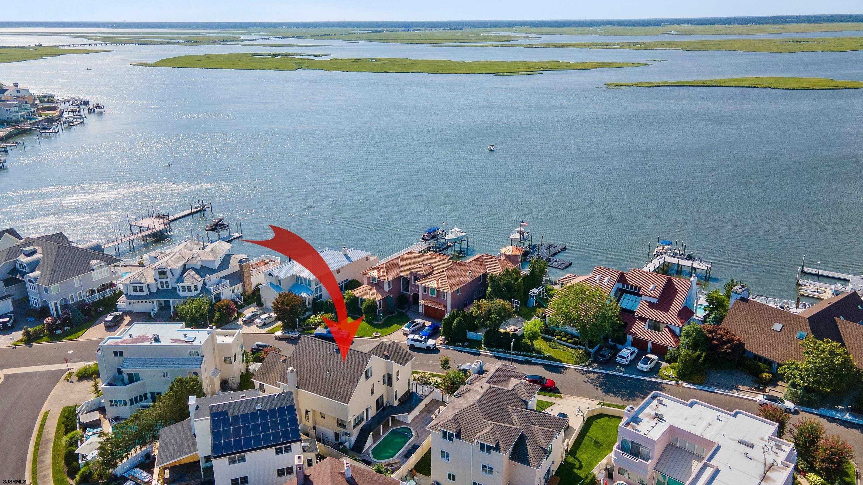 7600 Bayshore