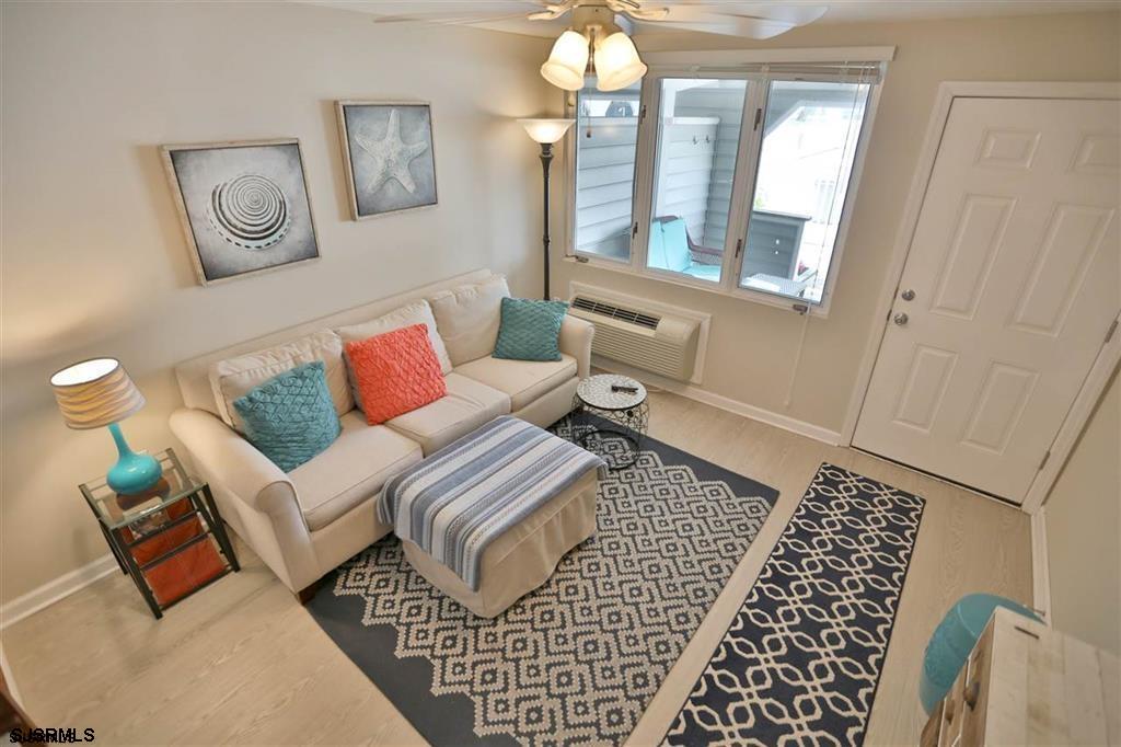 Margate, New Jersey 08402, United States, 2 Bedrooms Bedrooms, ,2 BathroomsBathrooms,Residential,Active,12871