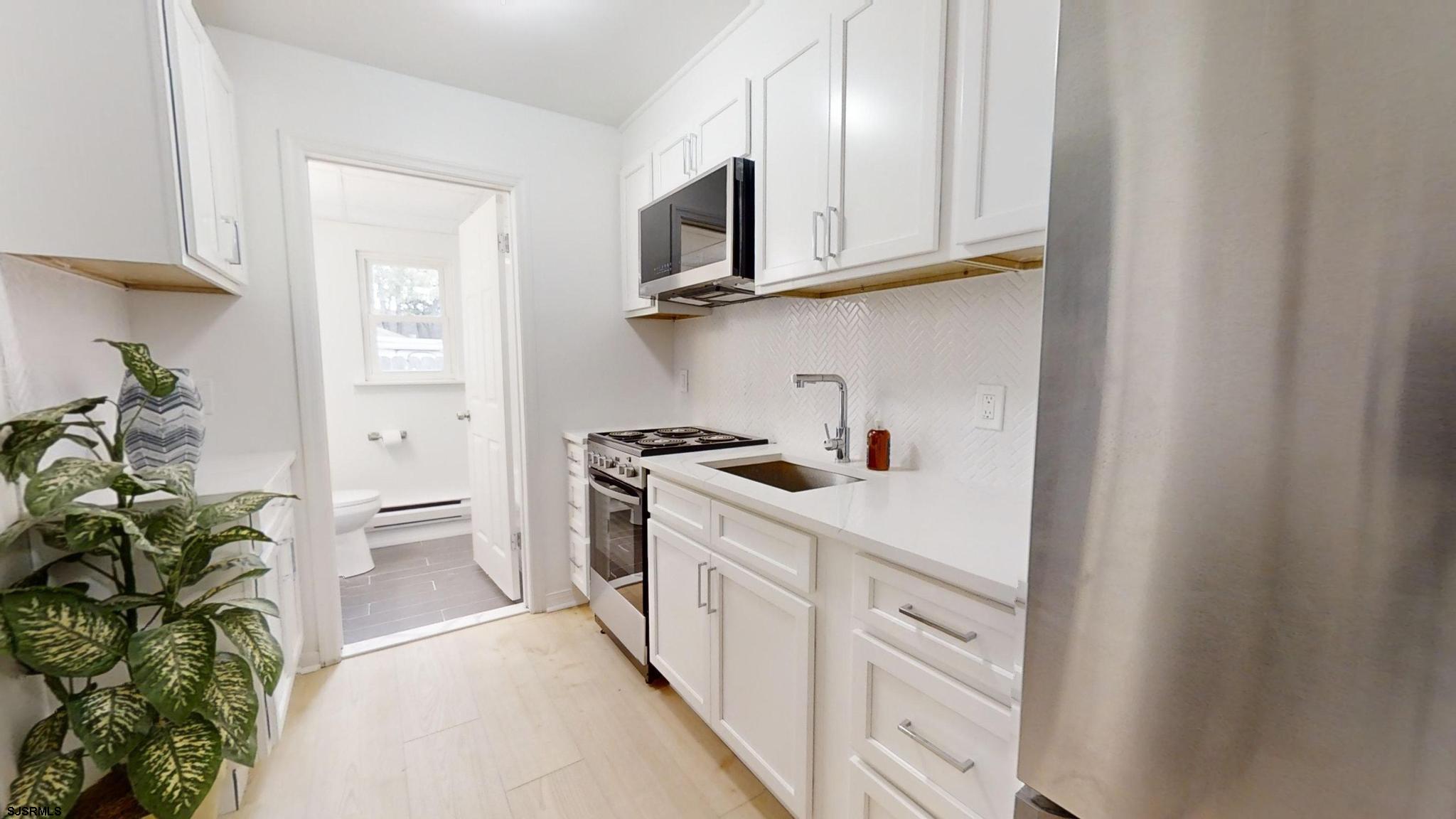 128 E Rio Grande Ave G