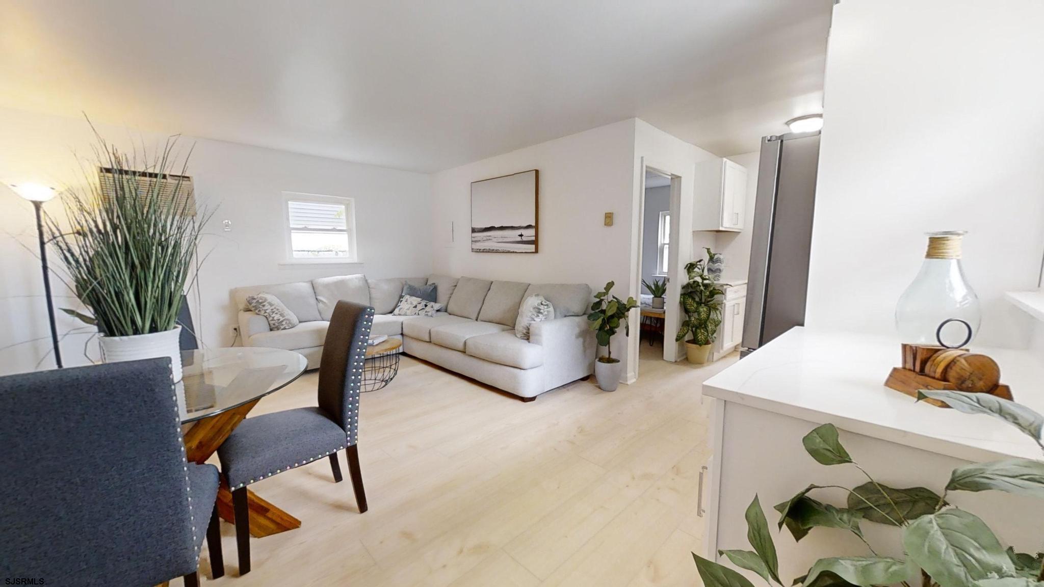 128 E Rio Grande Ave G