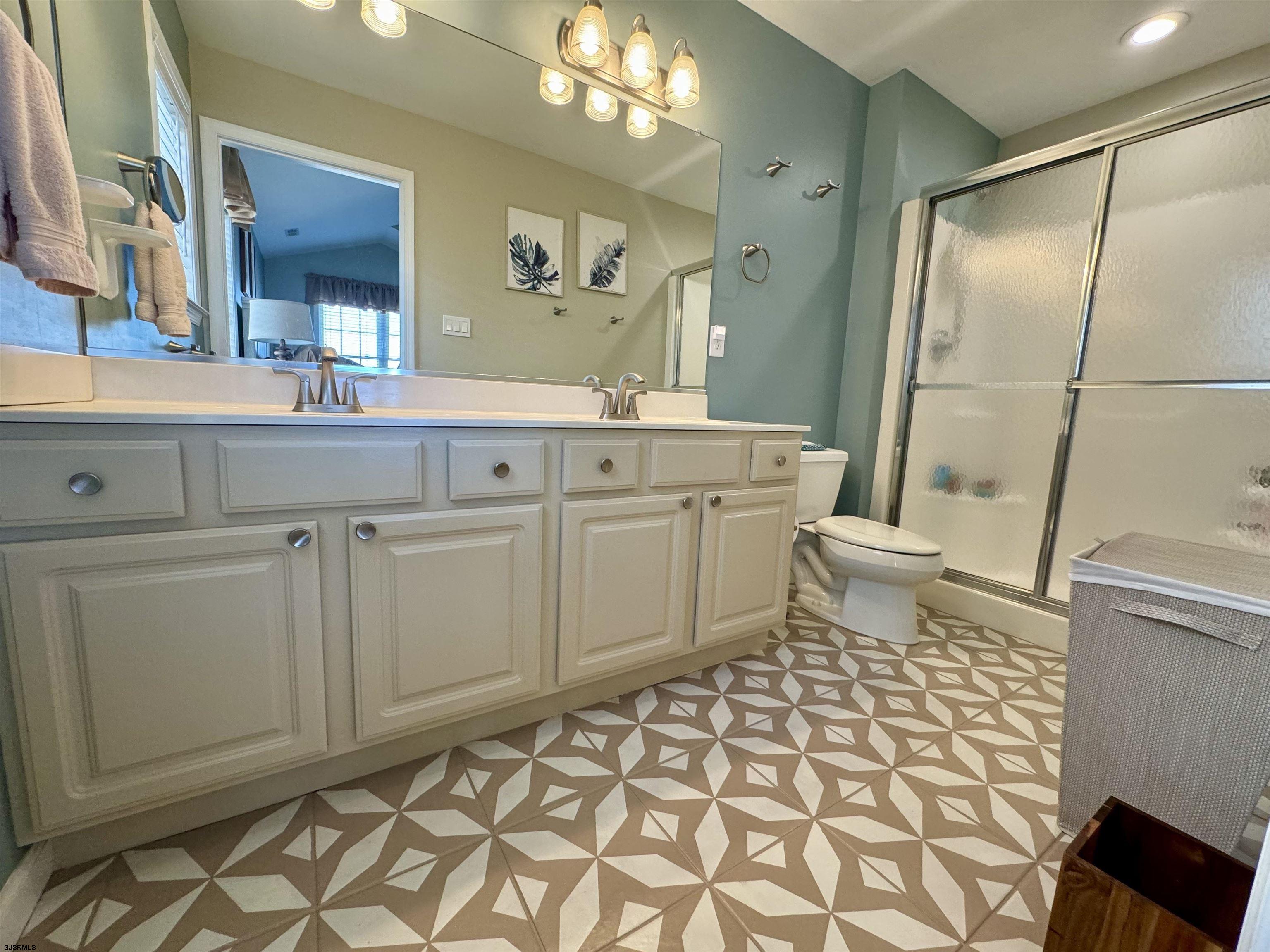 Ocean City, New Jersey 08226, United States, 4 Bedrooms Bedrooms, ,3 BathroomsBathrooms,Residential,Pending,13051