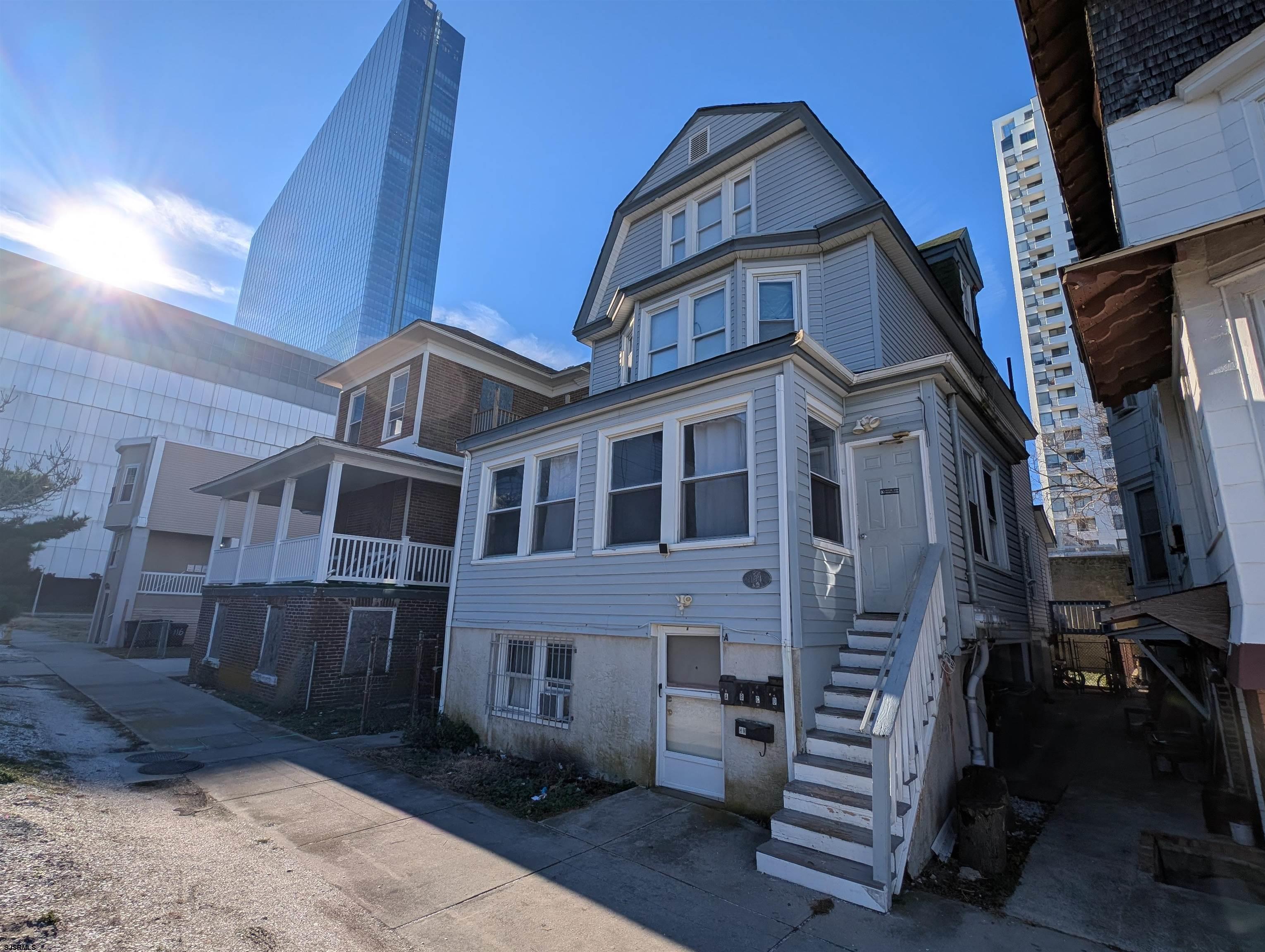 Photo 1 of 31 — 104 S Massachusetts, Atlantic City, NJ 08401