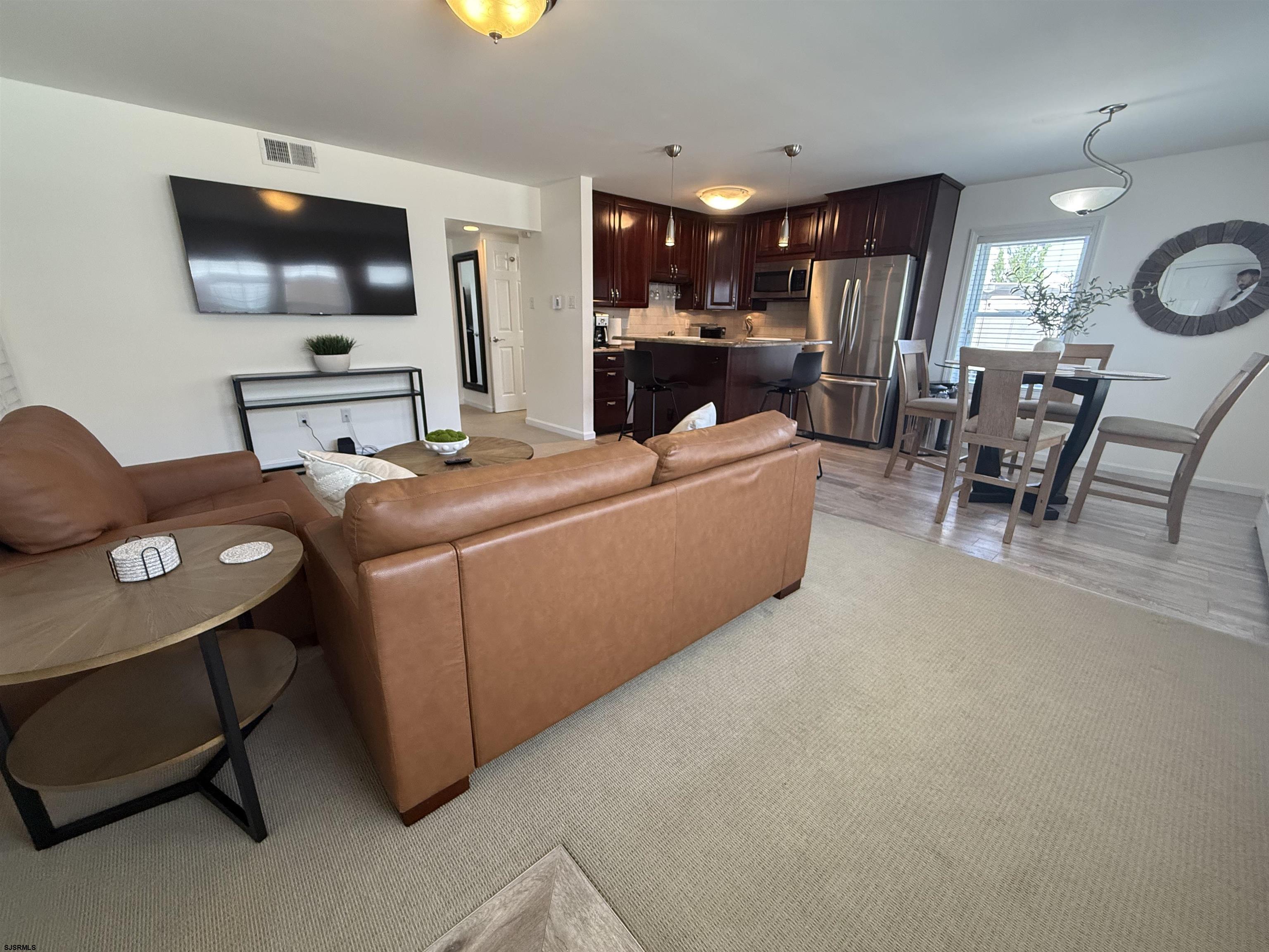 Margate, New Jersey 08402, United States, 2 Bedrooms Bedrooms, ,1 BathroomBathrooms,Residential,Active,186451