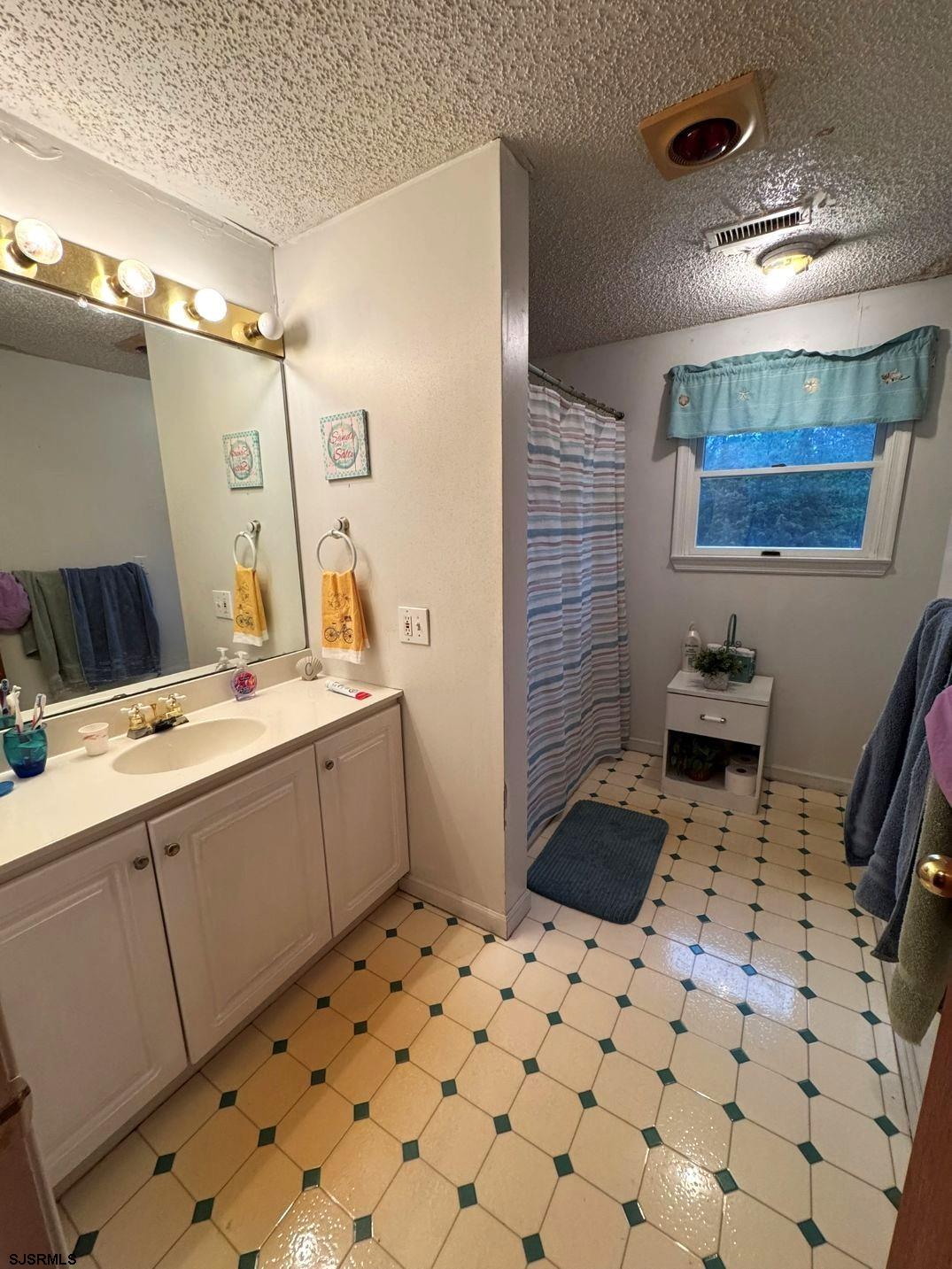 Mays Landing, New Jersey 08330, United States, 3 Bedrooms Bedrooms, ,2 BathroomsBathrooms,Residential,Active,104954