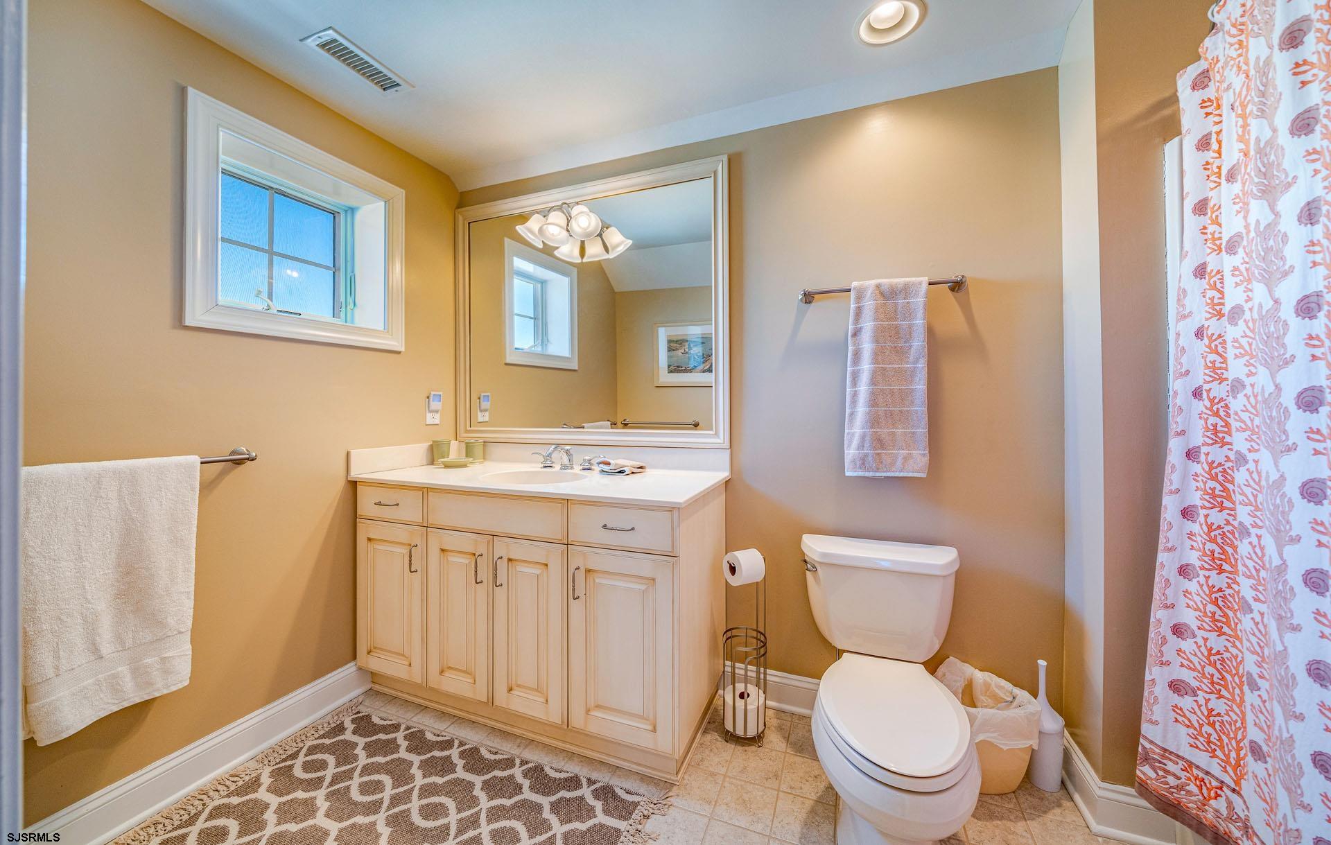 Ocean City, New Jersey 08226, United States, 5 Bedrooms Bedrooms, ,6 BathroomsBathrooms,Residential,Pending,10525