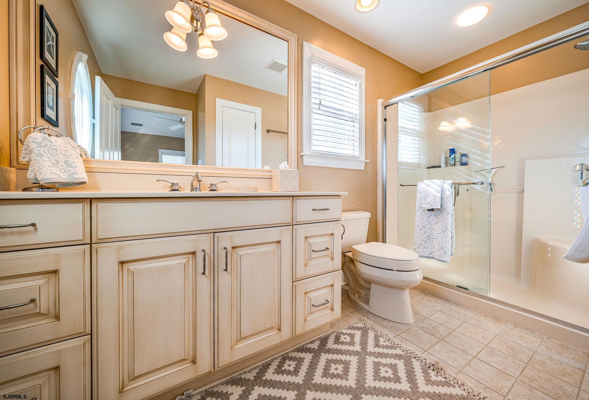 Ocean City, New Jersey 08226, United States, 5 Bedrooms Bedrooms, ,6 BathroomsBathrooms,Residential,Pending,10525