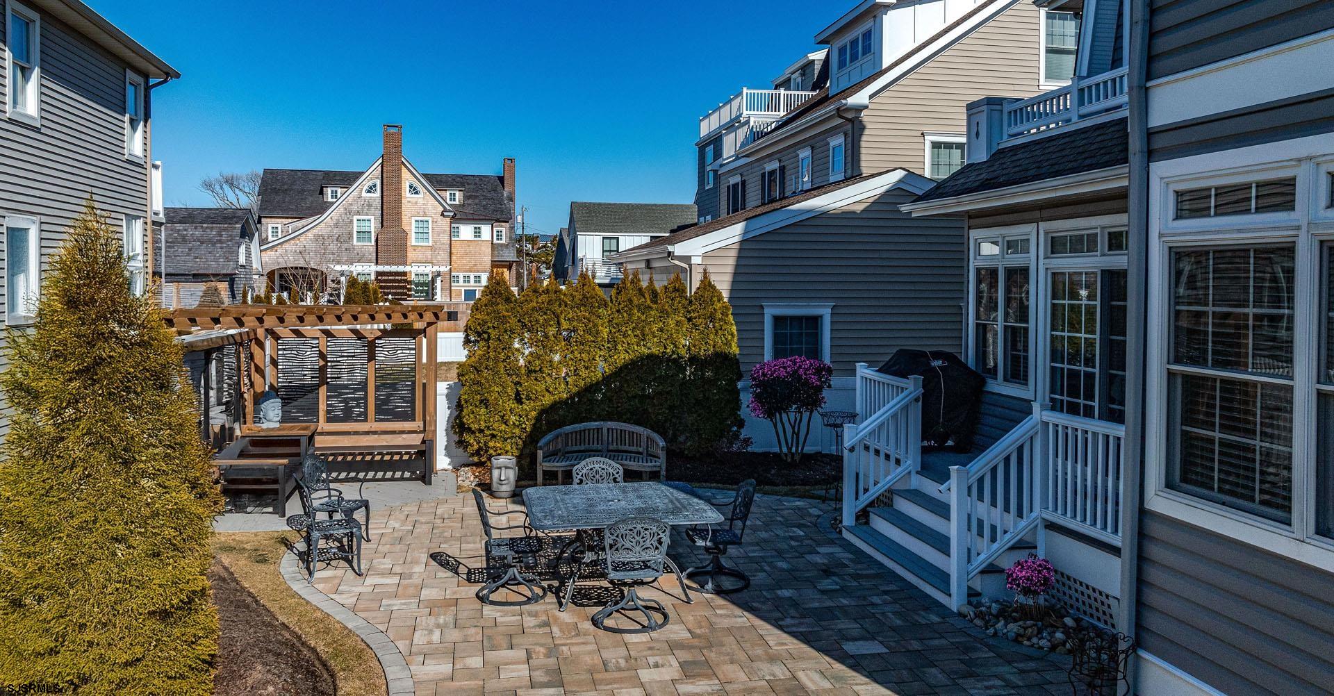 Ocean City, New Jersey 08226, United States, 5 Bedrooms Bedrooms, ,6 BathroomsBathrooms,Residential,Pending,10525