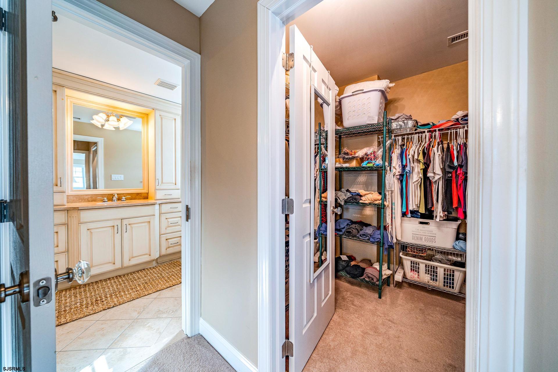 Ocean City, New Jersey 08226, United States, 5 Bedrooms Bedrooms, ,6 BathroomsBathrooms,Residential,Pending,10525