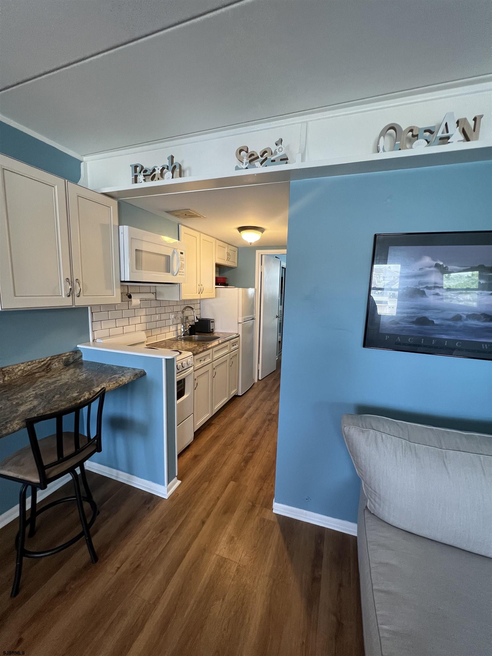 Margate, New Jersey 08402, United States, 1 Bedroom Bedrooms, ,1 BathroomBathrooms,Residential,Active,63166