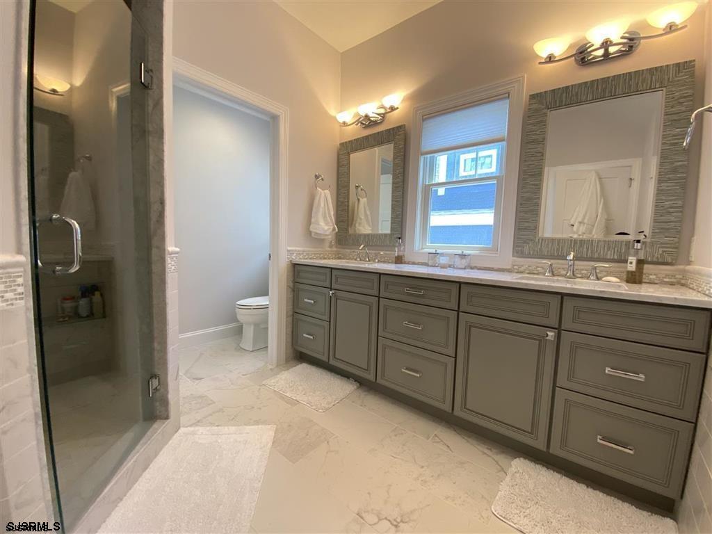 Ventnor, New Jersey 08406, United States, 4 Bedrooms Bedrooms, ,4 BathroomsBathrooms,Residential,Active,81904