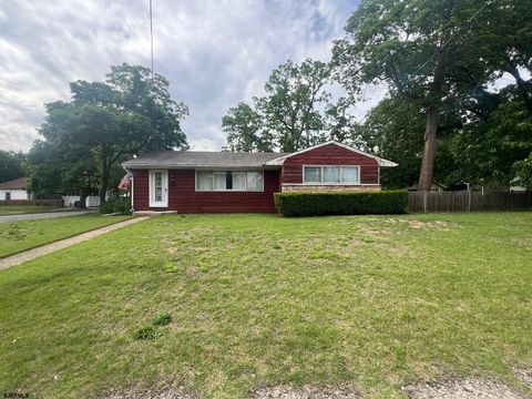 Homes For Sale - 39 Lejune Rd<br/> Burlington County, Cinnaminson, NJ 08077