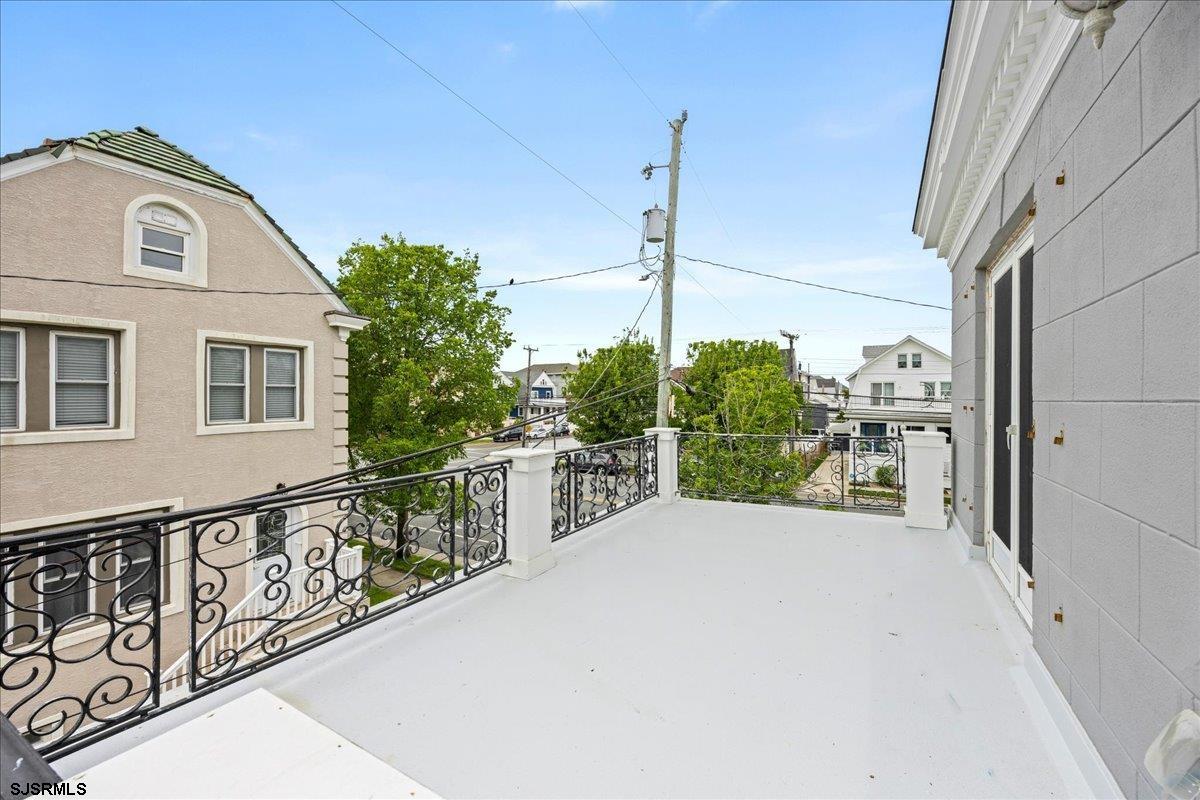 Atlantic City, New Jersey 08401, United States, 4 Bedrooms Bedrooms, ,5 BathroomsBathrooms,Residential,Active,140969