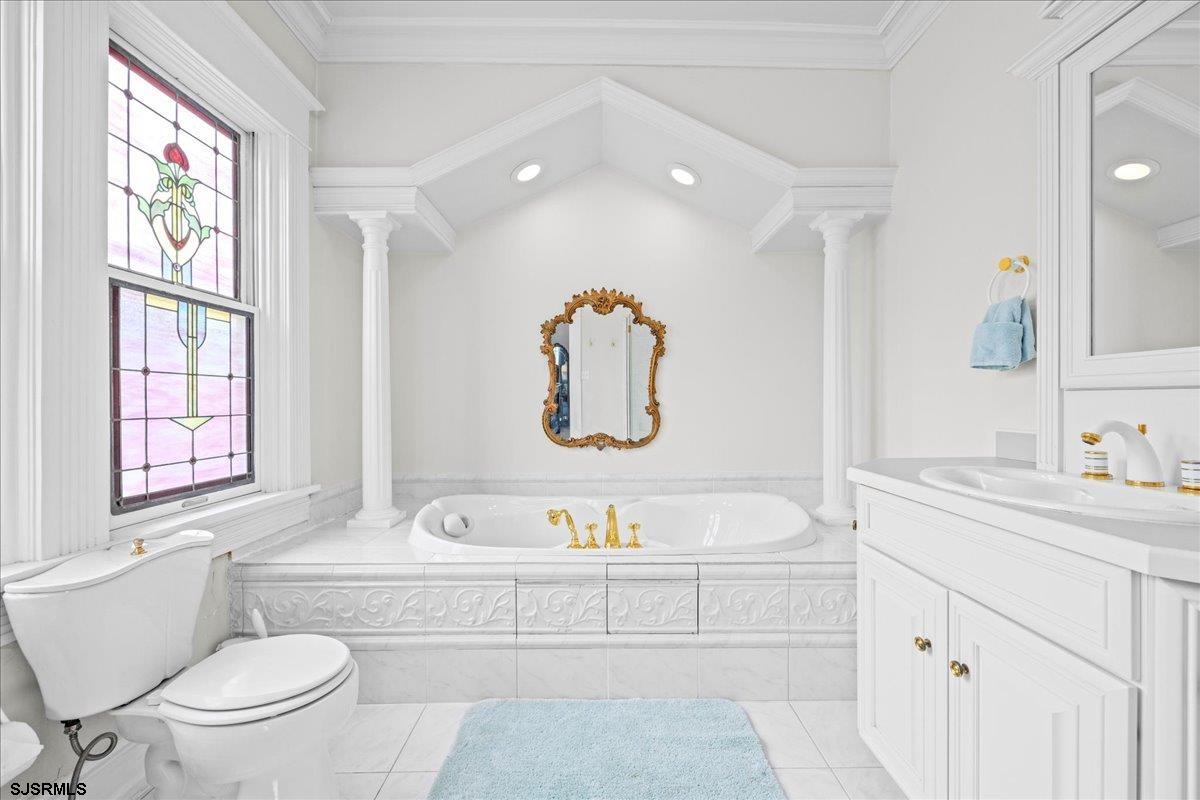 Atlantic City, New Jersey 08401, United States, 4 Bedrooms Bedrooms, ,5 BathroomsBathrooms,Residential,Active,140969