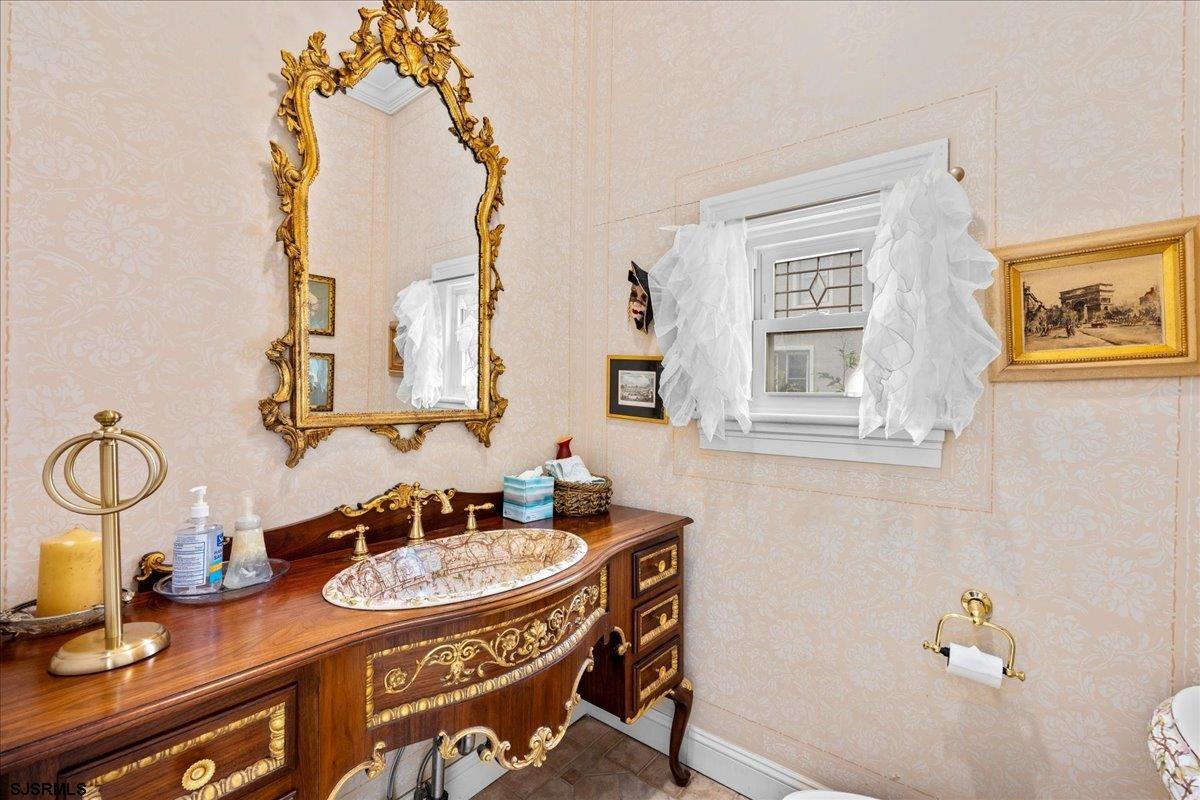 Atlantic City, New Jersey 08401, United States, 4 Bedrooms Bedrooms, ,5 BathroomsBathrooms,Residential,Active,140969