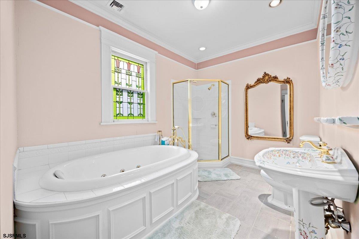 Atlantic City, New Jersey 08401, United States, 4 Bedrooms Bedrooms, ,5 BathroomsBathrooms,Residential,Active,140969