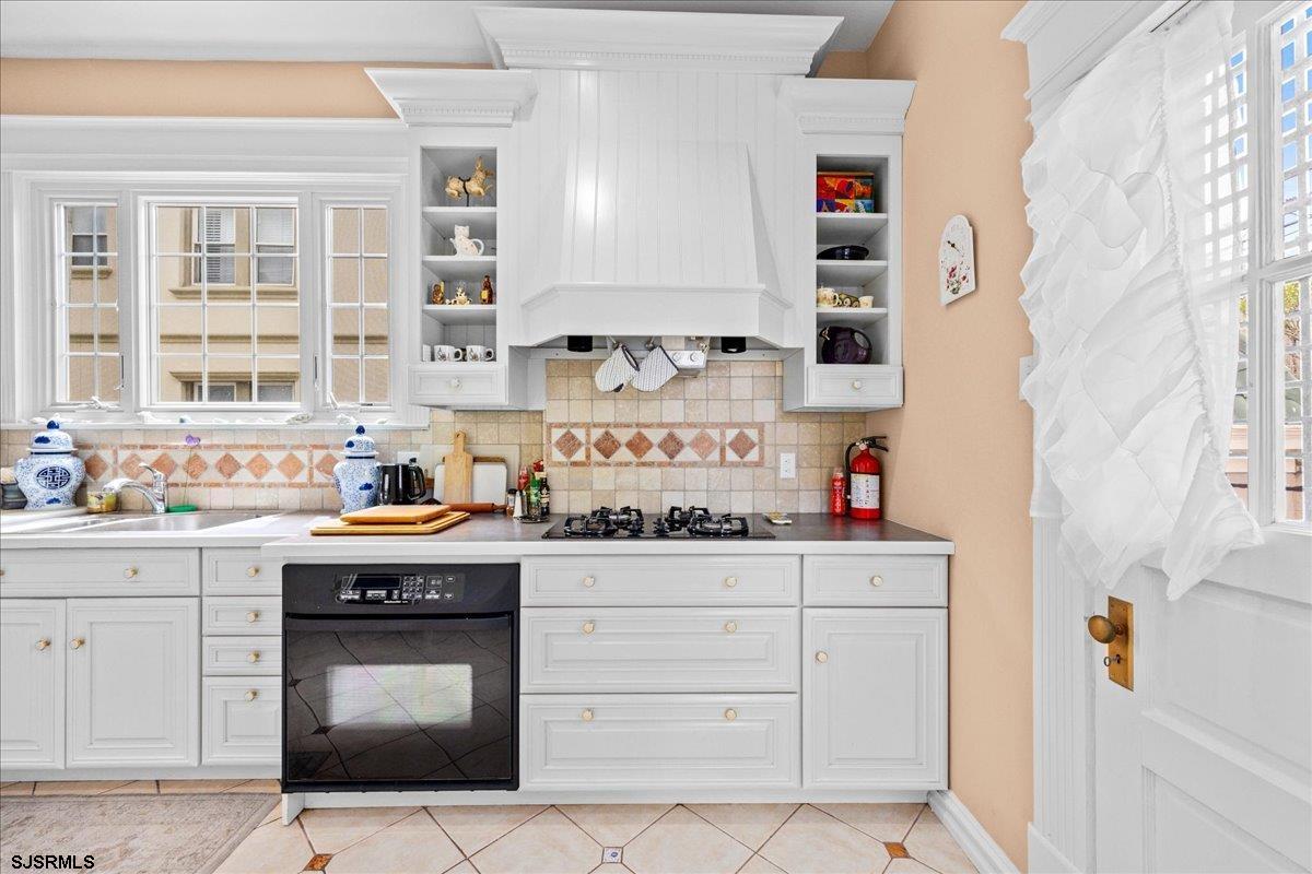 Atlantic City, New Jersey 08401, United States, 4 Bedrooms Bedrooms, ,5 BathroomsBathrooms,Residential,Active,140969