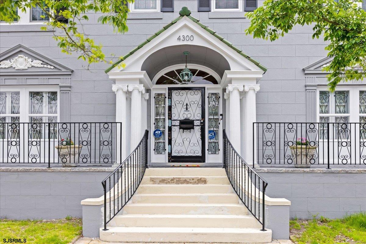 Atlantic City, New Jersey 08401, United States, 4 Bedrooms Bedrooms, ,5 BathroomsBathrooms,Residential,Active,140969