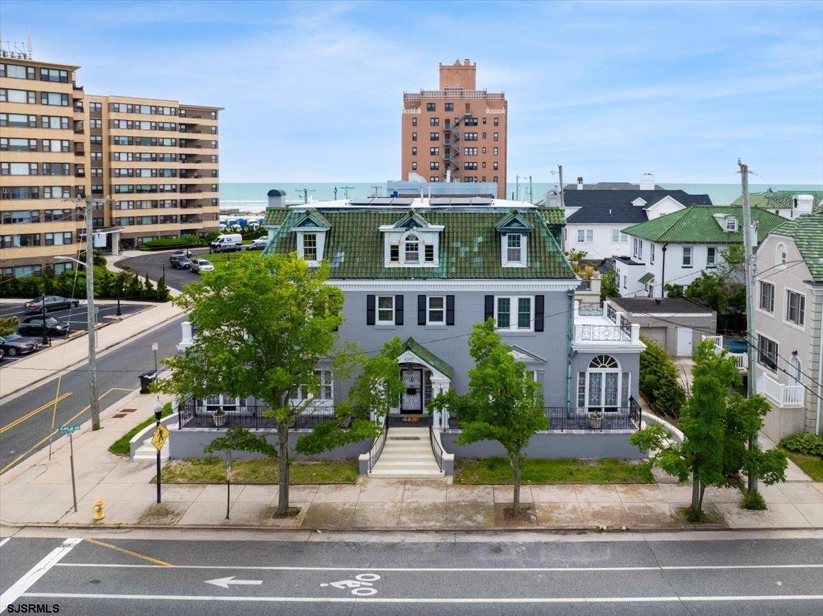 Atlantic City, New Jersey 08401, United States, 4 Bedrooms Bedrooms, ,5 BathroomsBathrooms,Residential,Active,140969